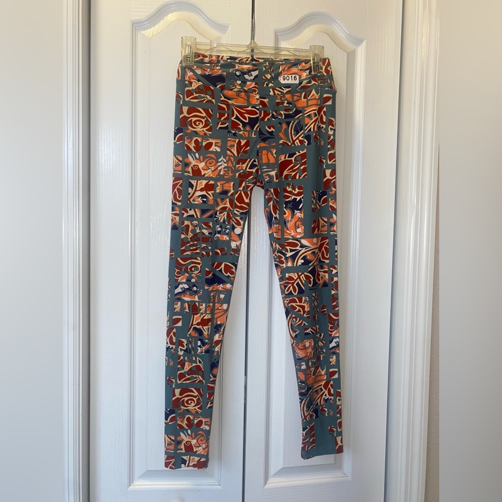 NEW LuLaRoe Floral OS Leggings 9016